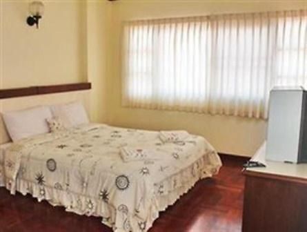 M In Korat Service Apartment Nakhonratchasima Dış mekan fotoğraf