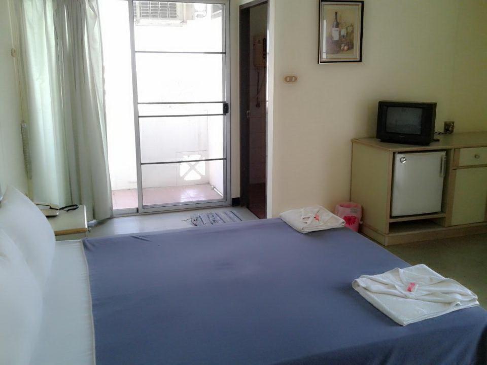 M In Korat Service Apartment Nakhonratchasima Oda fotoğraf
