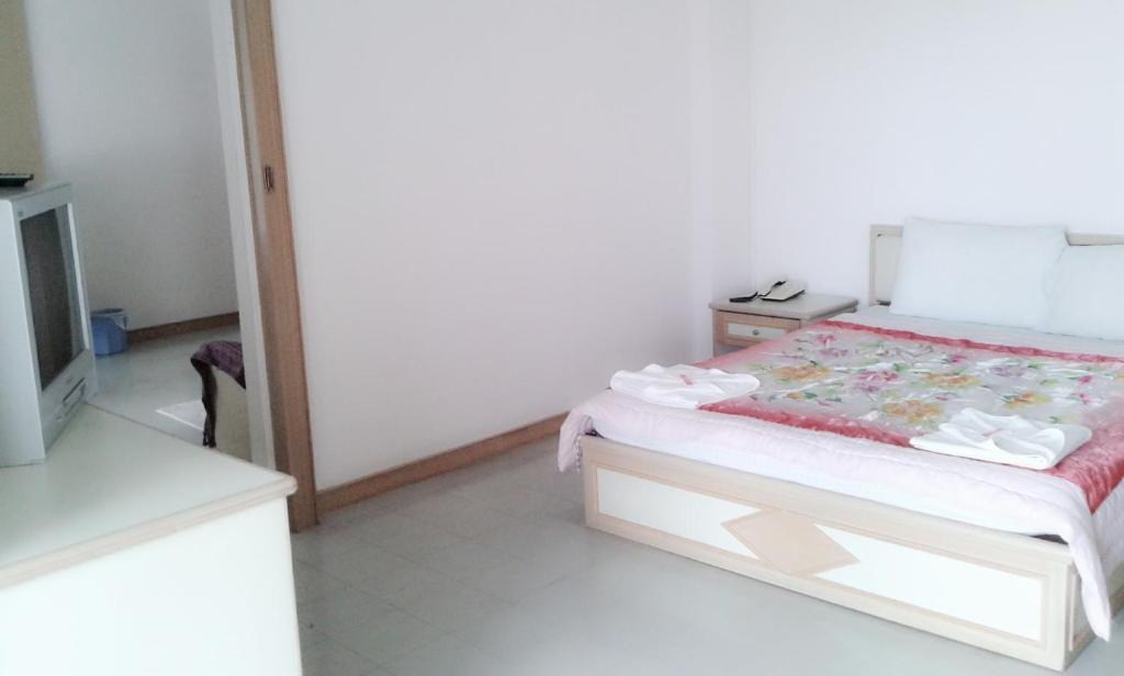 M In Korat Service Apartment Nakhonratchasima Oda fotoğraf