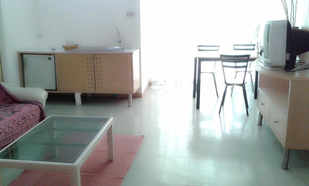M In Korat Service Apartment Nakhonratchasima Oda fotoğraf