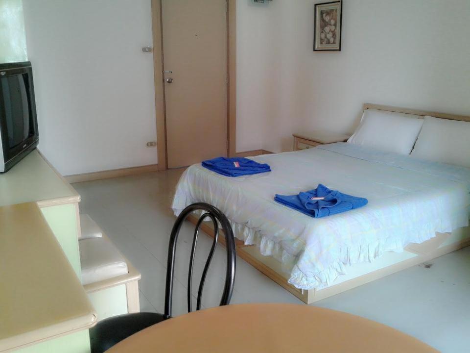 M In Korat Service Apartment Nakhonratchasima Dış mekan fotoğraf